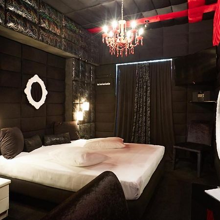The Crystal Blue Xaidari Hotel Skaramangas Екстер'єр фото